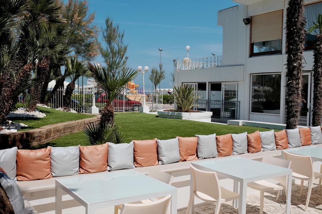 Hotel Continental Senigallia Esterno foto